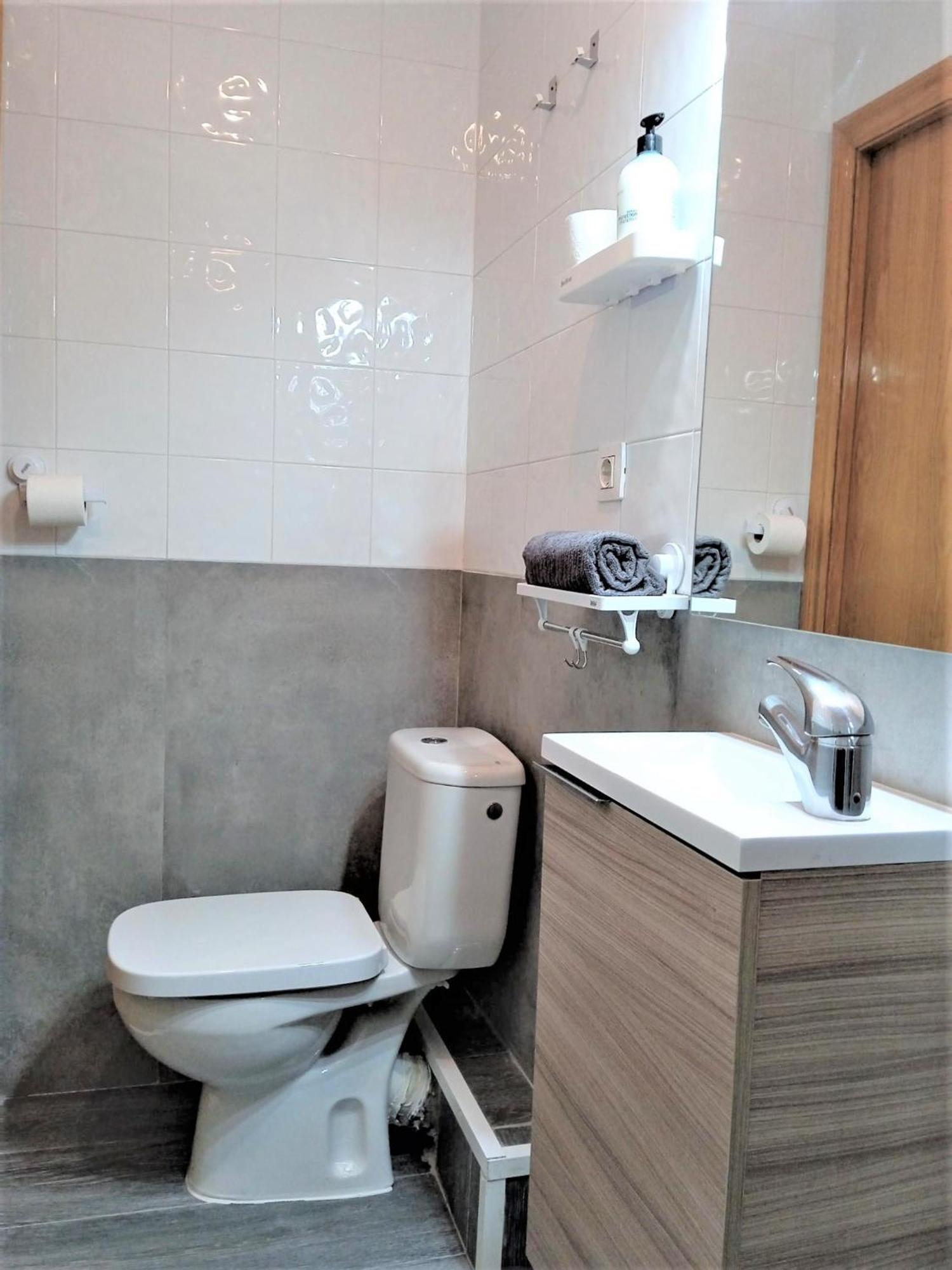 Bcn 324 Apartment Barselona Dış mekan fotoğraf